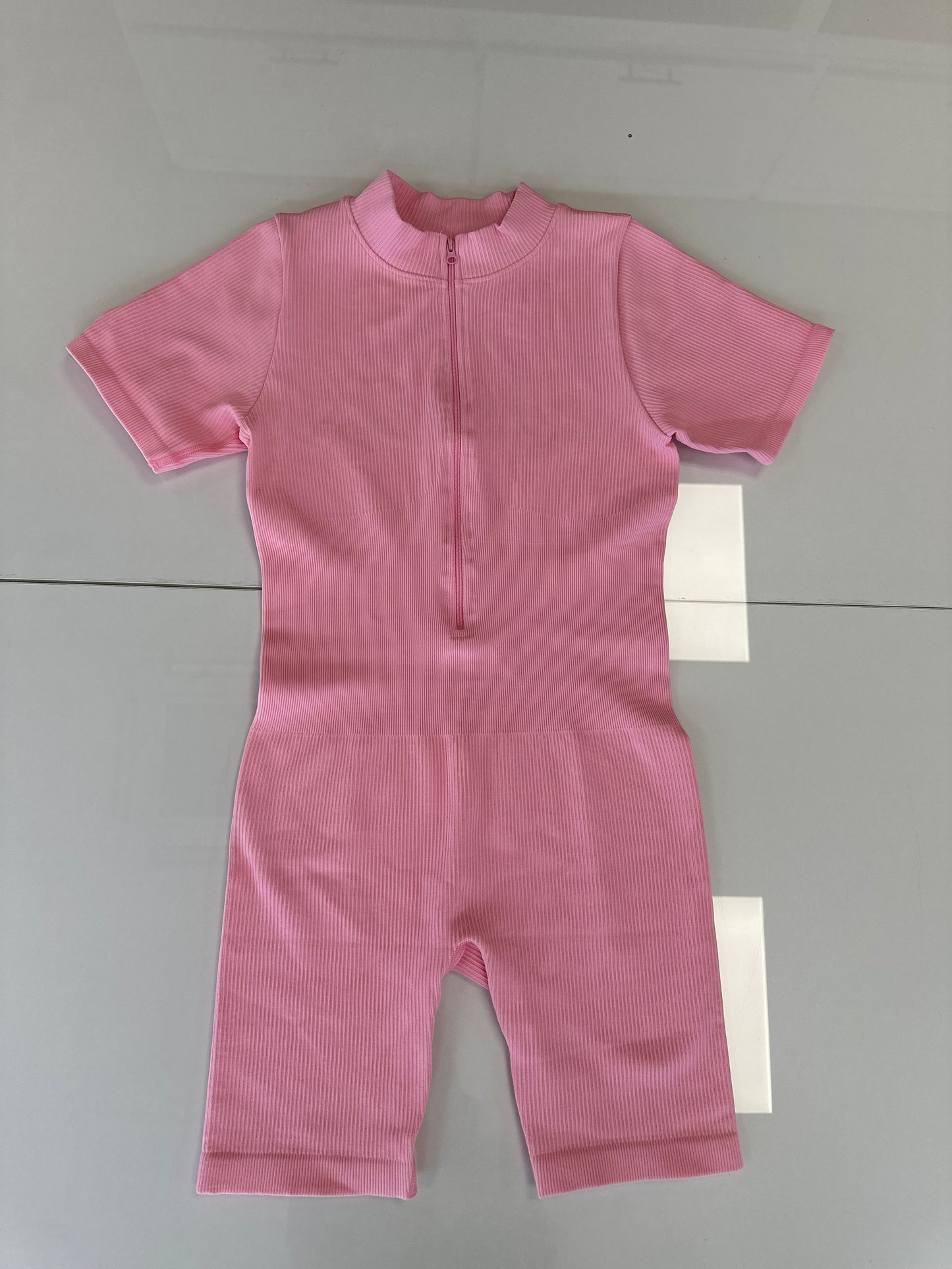 Macaquinho zíper- Rosa bebê M