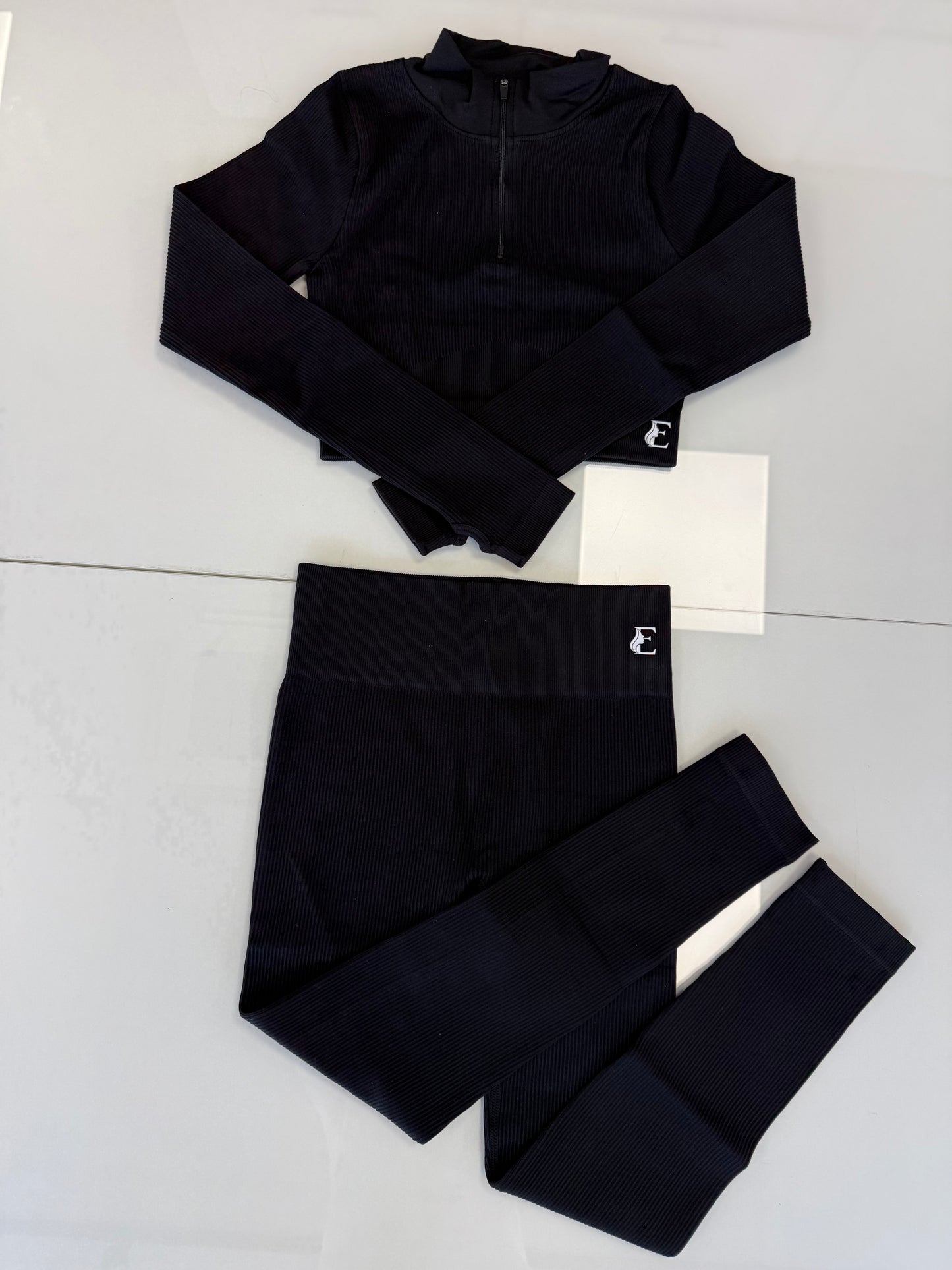 Conjunto Fitness by exclusiva - Legging + top / PRETO - M