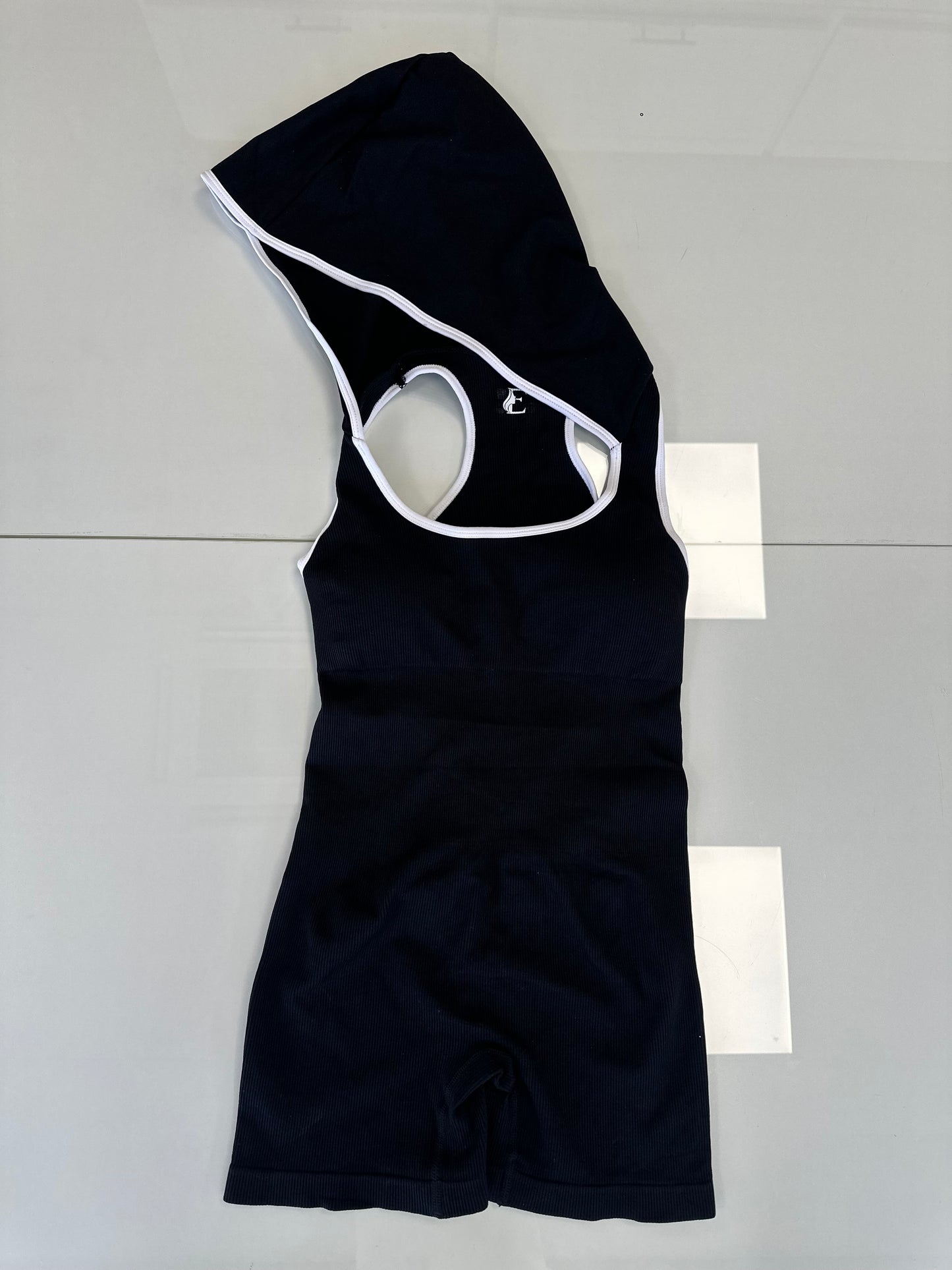 MACAQUINHO CURTO COM CAPUZ Fitness by Exclusiva   PRETO- M