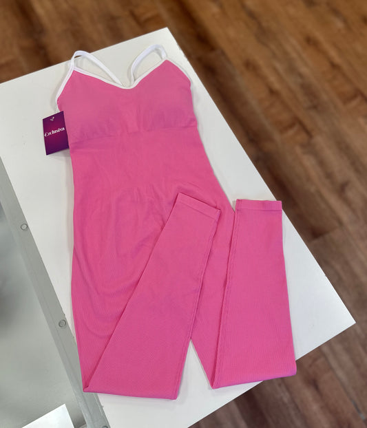 Macacão Fitness by Exclusiva com detalhe nas costas Rosa  -G