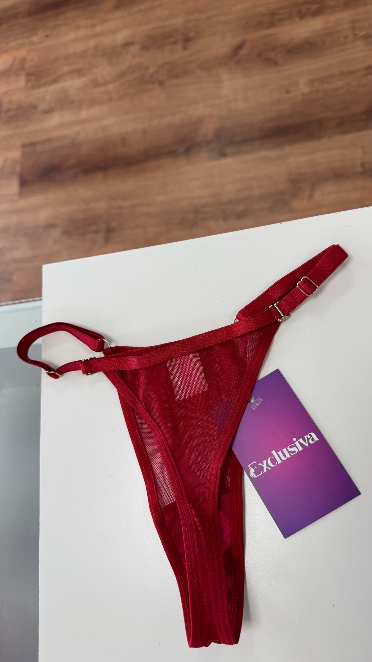 Calcinha Vermelha personalizável na transparência- Tamanho único com regulagem na lateral