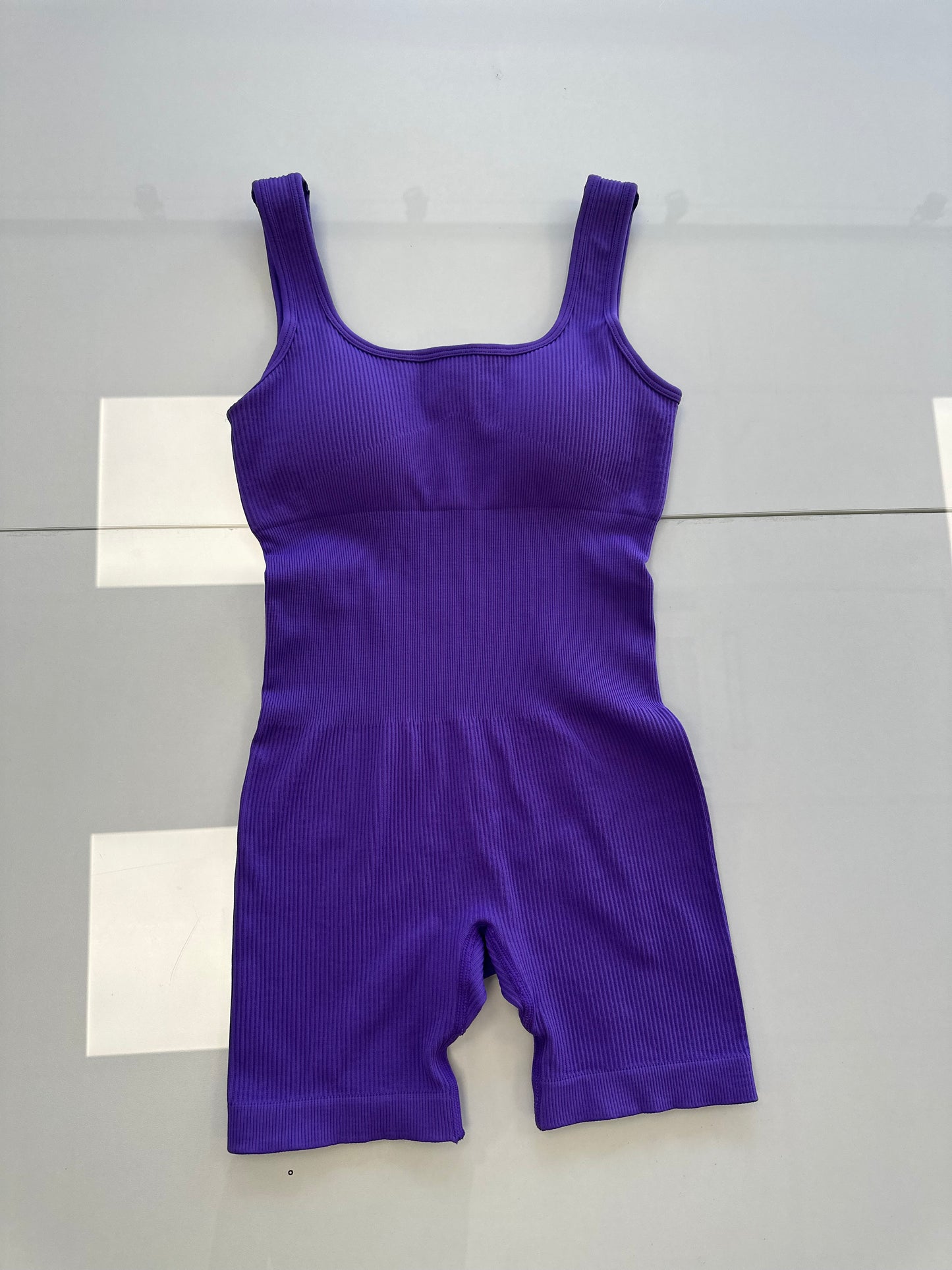 Macaquinho curto Roxo M